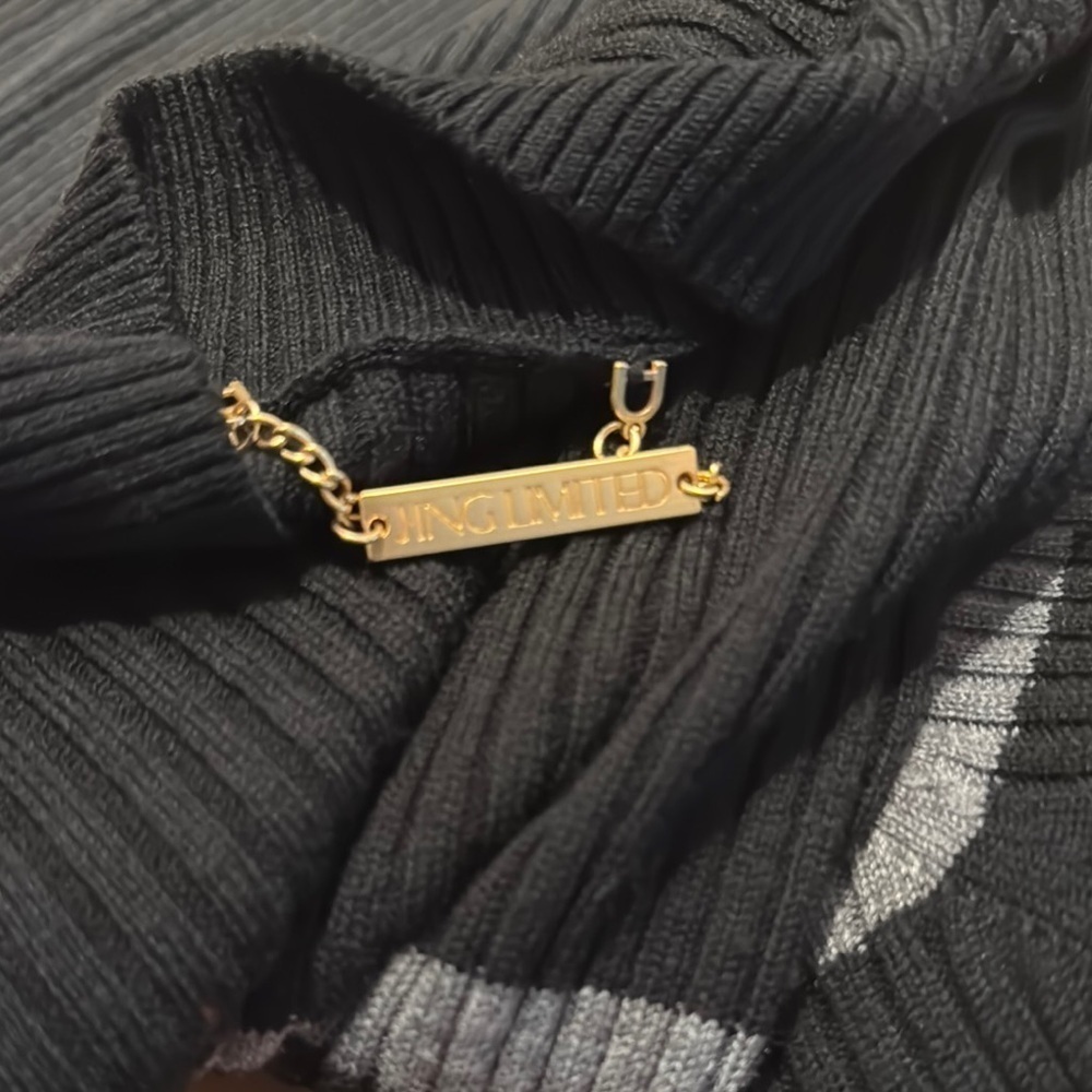 NWOT Black Ribbed Knit Dress with Grey Accents - Picture 9 of 10